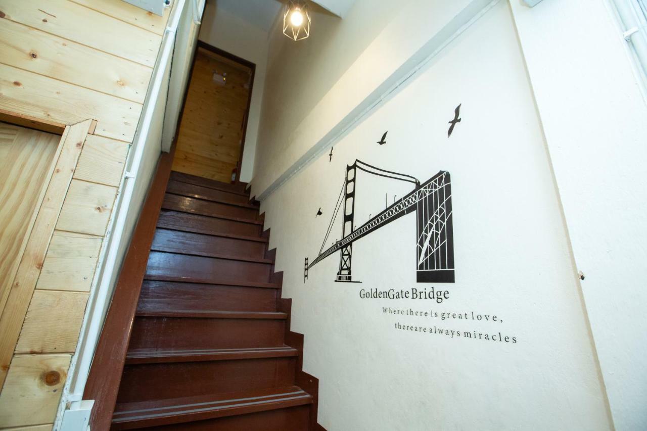 The Bridge Hostel Bangkok Extérieur photo